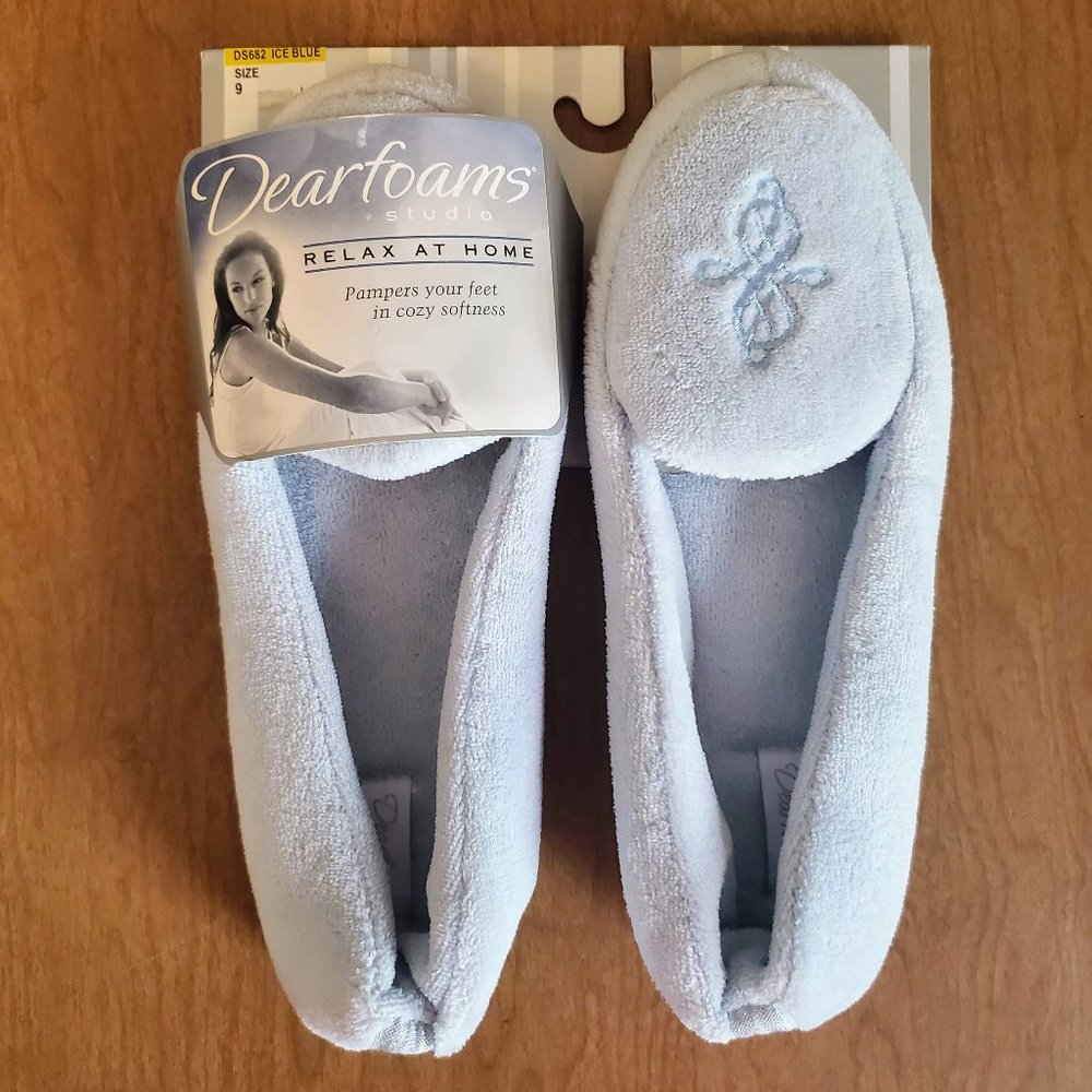 NWT! Dearfoams Microfiber Slippers - Size 9